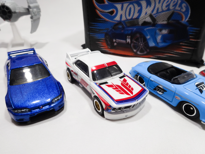 Illustration for article titled Happy New Year Photodump! (STH,Custom, & non-diecast content)
